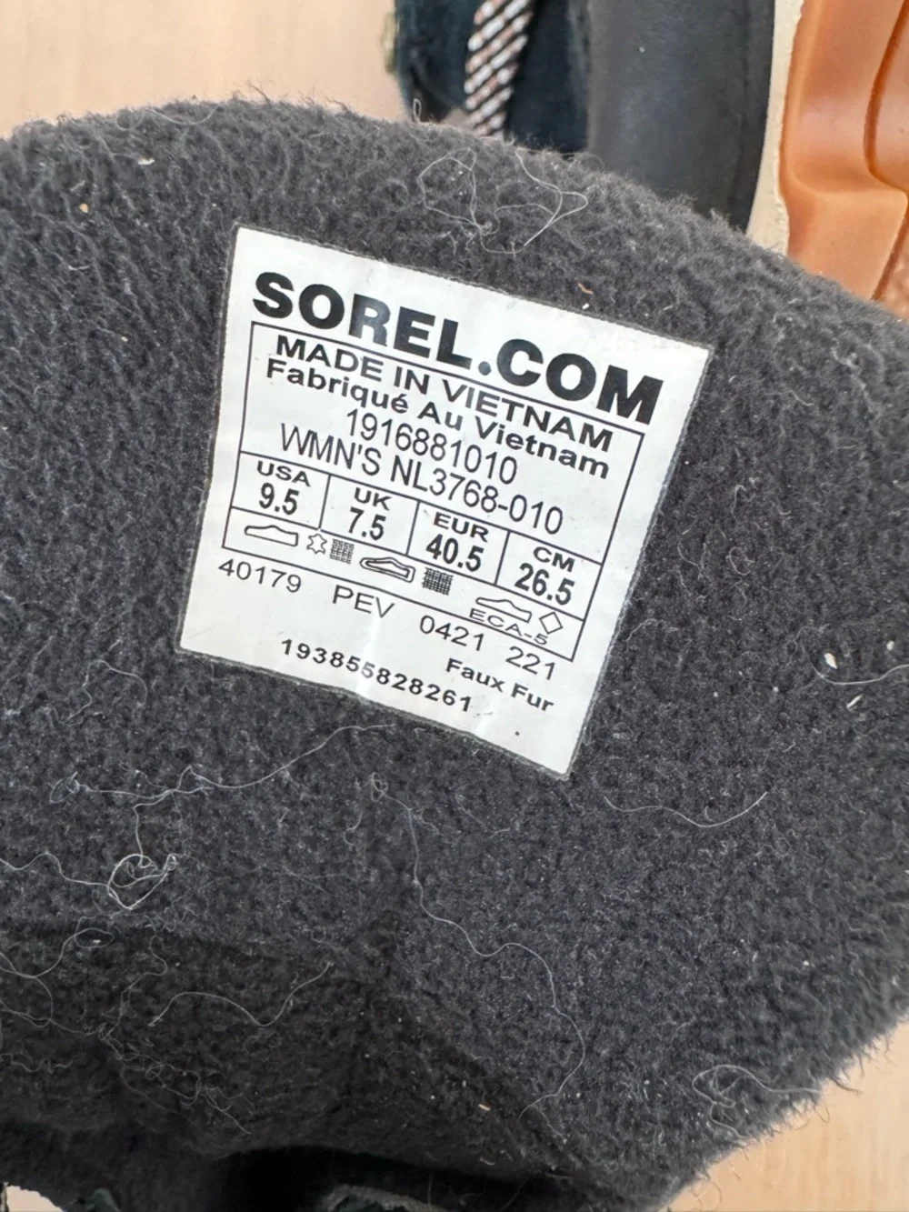 Sorel durable suede